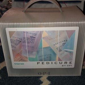 Pedicure by OPI